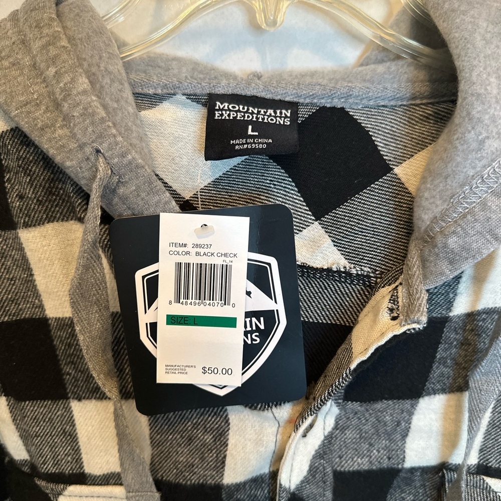 NWT Men's Black and White Plaid Hooded Button-Down Shirt Thin, size Large - Picture 2 of 5